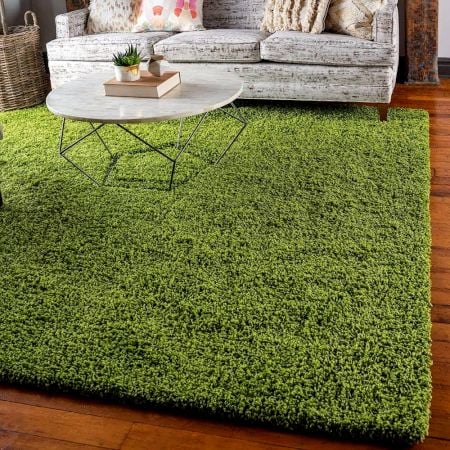 Trendy Green Shaggy Bedroom Rug